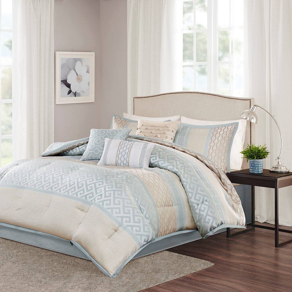 Alt View 4. Gracie Mills - Gracie Mills Theodore 7-Piece Jacquard Comforter Set - Aqua.
