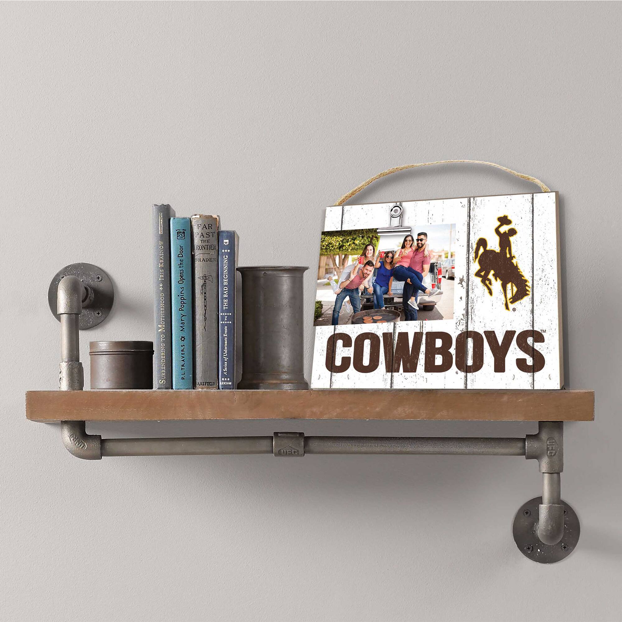 KRASNO E. HERIOD 2 5 SUxAnDesnd FAR 3 AST THE D OUNTIER Door ... APEN Oyensthe BEGINNING BA Poppina THE ary E D TRAVIAS I 1 s COWBOYS UEC B