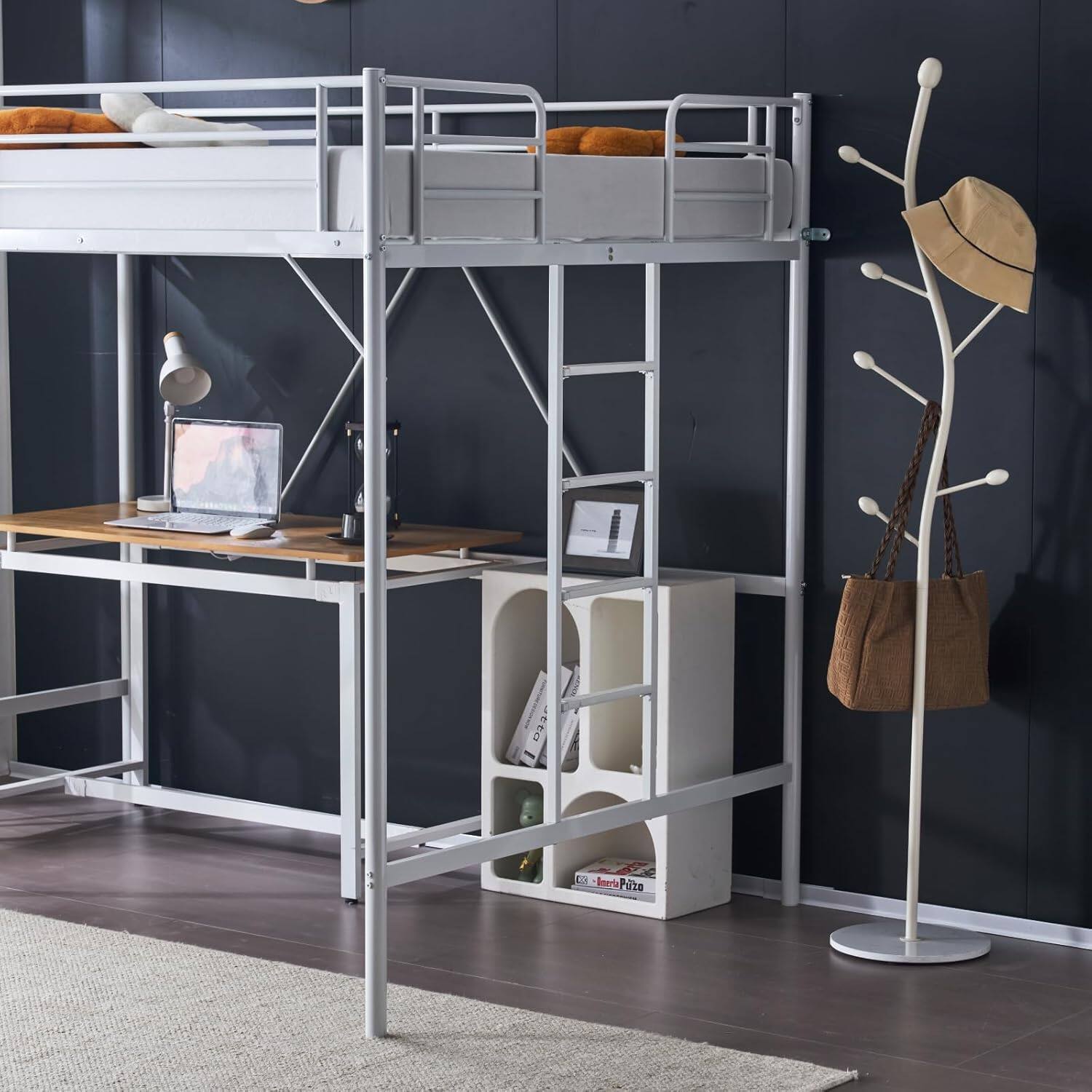 The text in the image reads:

"Lo Boede Pilte"