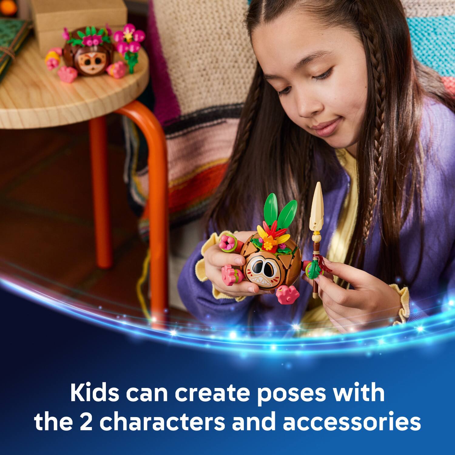 Kids can create poses with the 2 characters and accessories