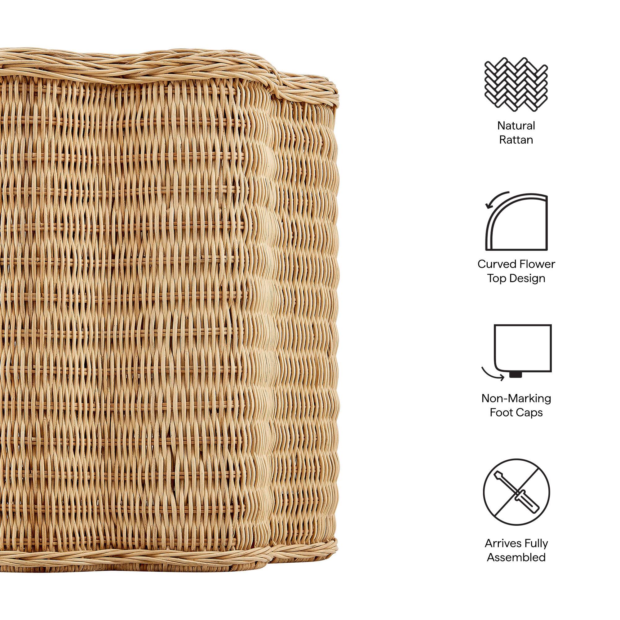 Natural Rattan  
Curved Flower Top Design  
Non-Marking Foot Caps  
Arrives Fully Assembled
