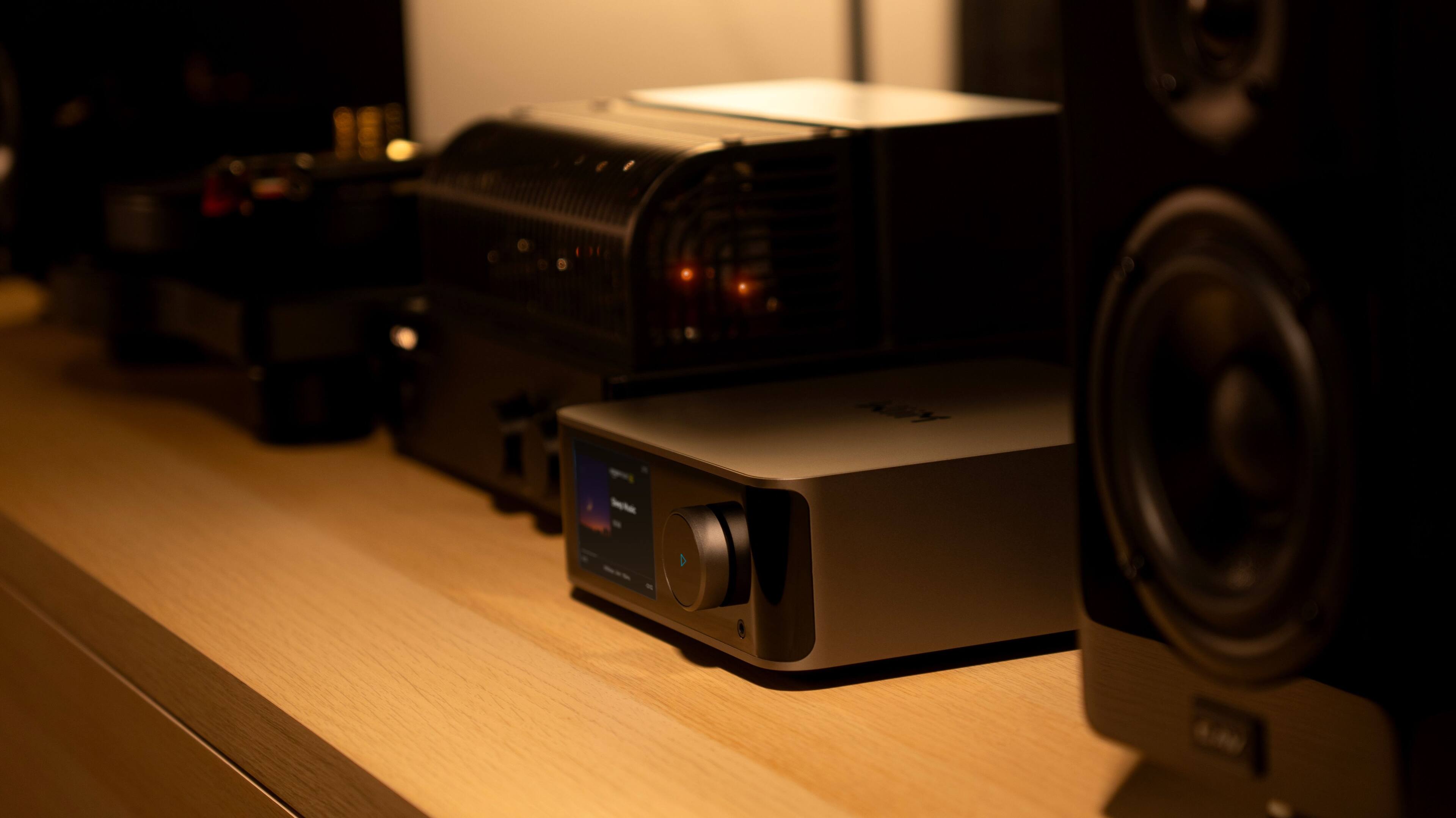 Alt View 10. WiiM - Ultra Digital Music Hub - Space Gray.