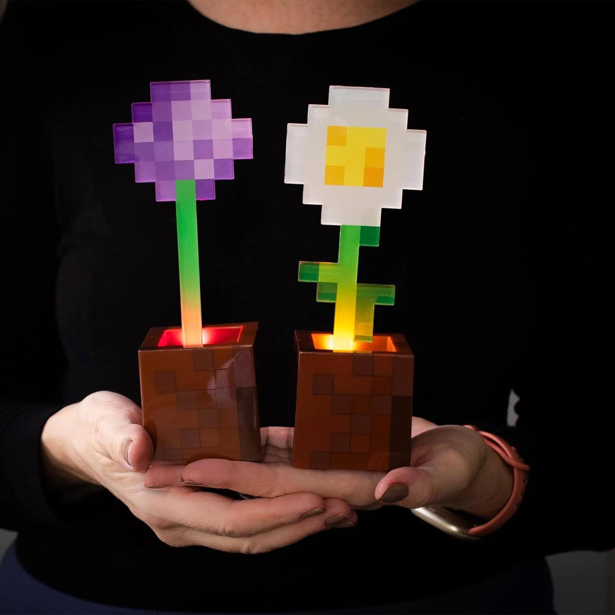 Alt View 2. Ukonic - Minecraft 2-Piece Flower Pot Mood Light Bundle - Multicolored.