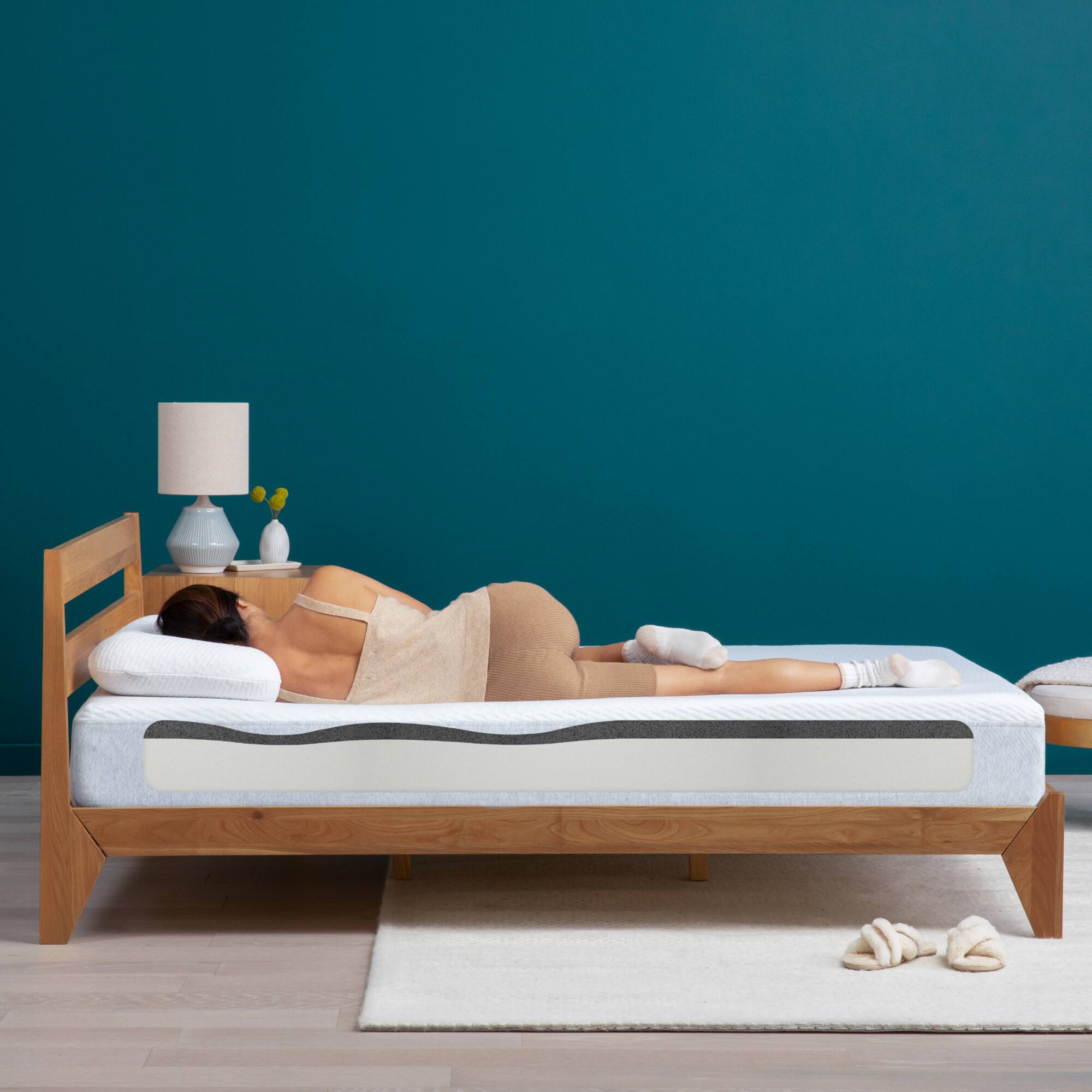 Alt View 14. Tuft & Needle - Original Mattress - Cal King - White.