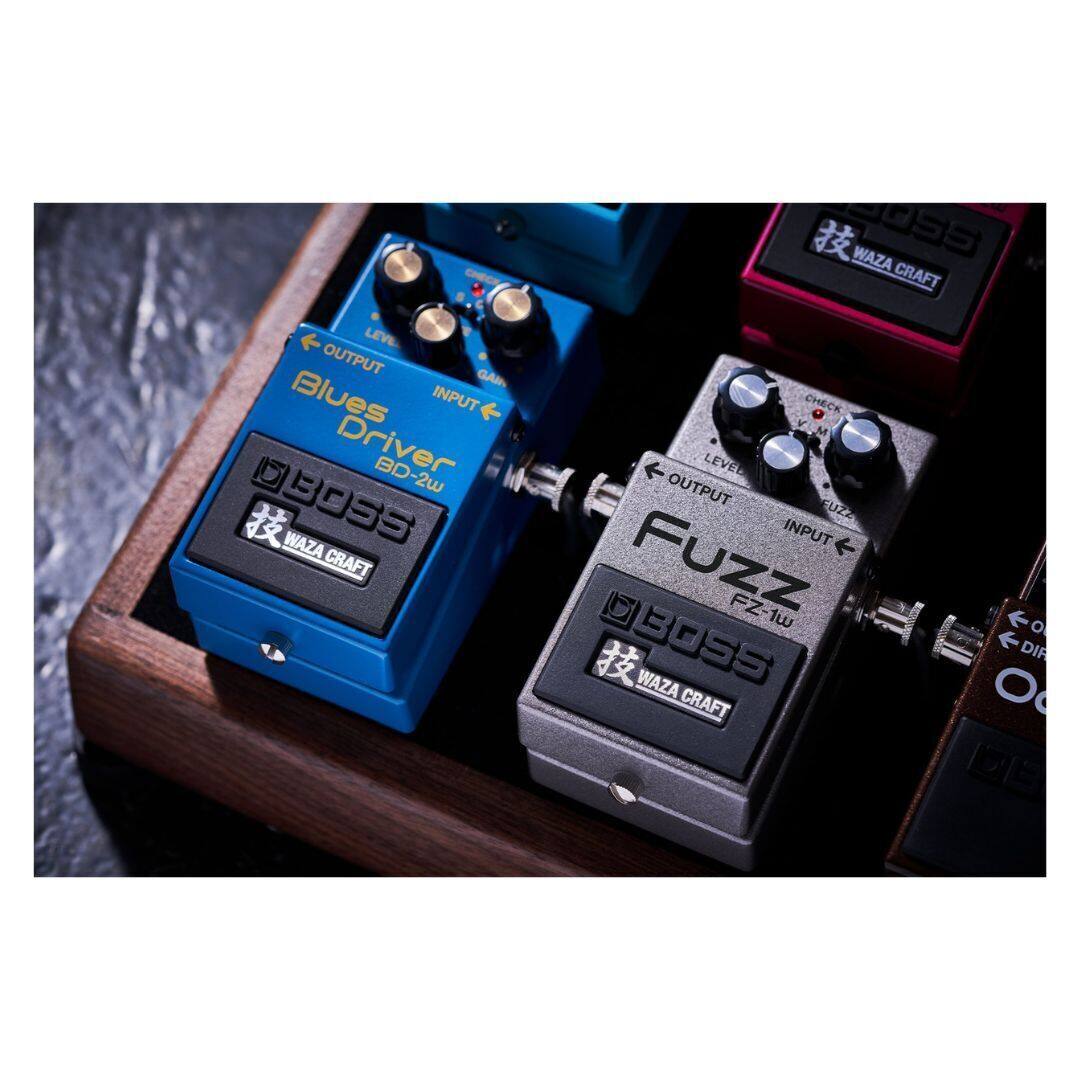 BOSS WAZA CRAFT Blues Driver BD-2w  
BOSS WAZA CRAFT FUZZ FZ-1w