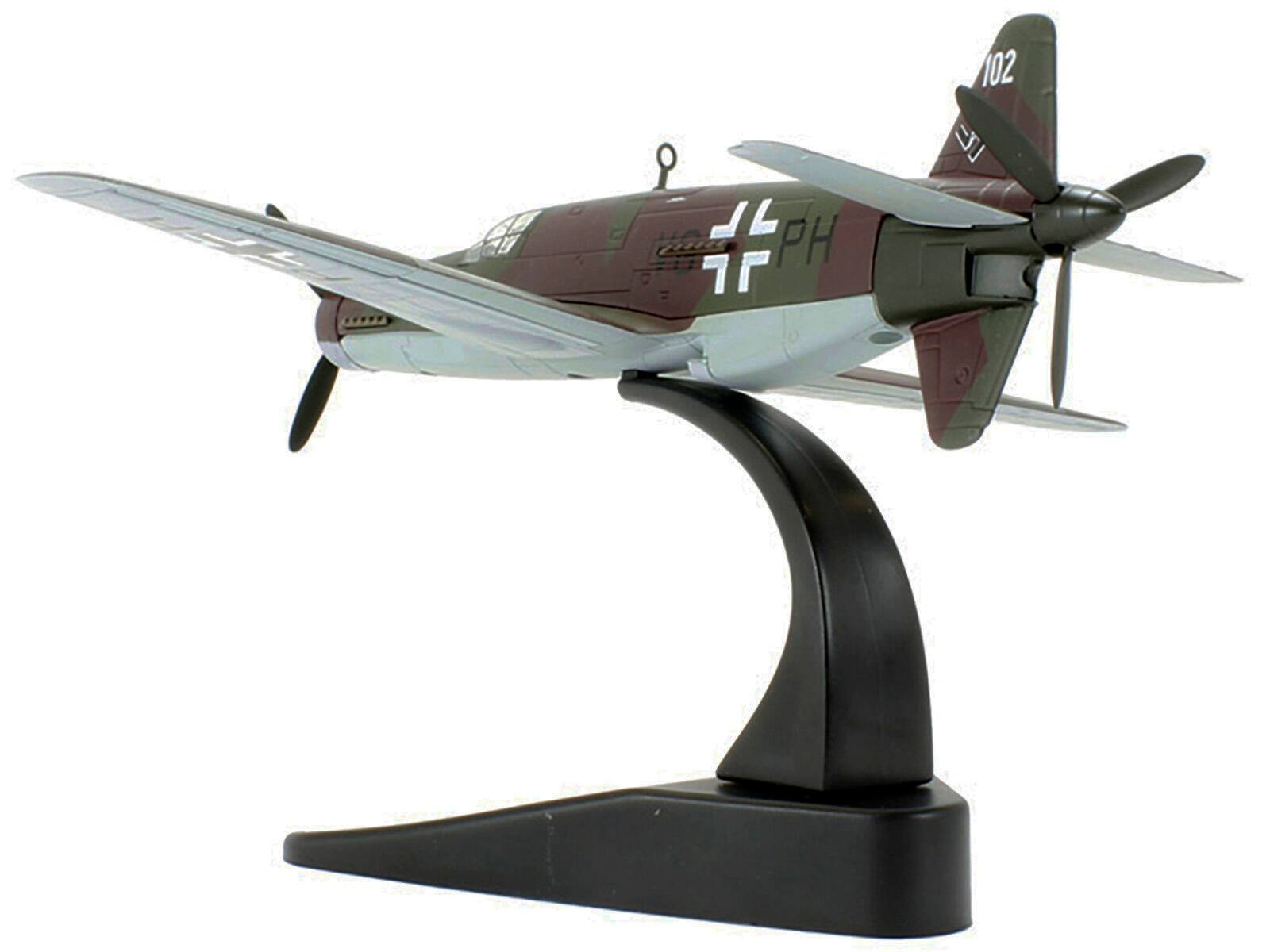 Left. Oxford Diecast - Dornier Do 335 Pfeil Fighter Udva Hazy Centre Smithsonian Museum Washington DC Captured 1945 1/72 Oxford Aviation - Multi.