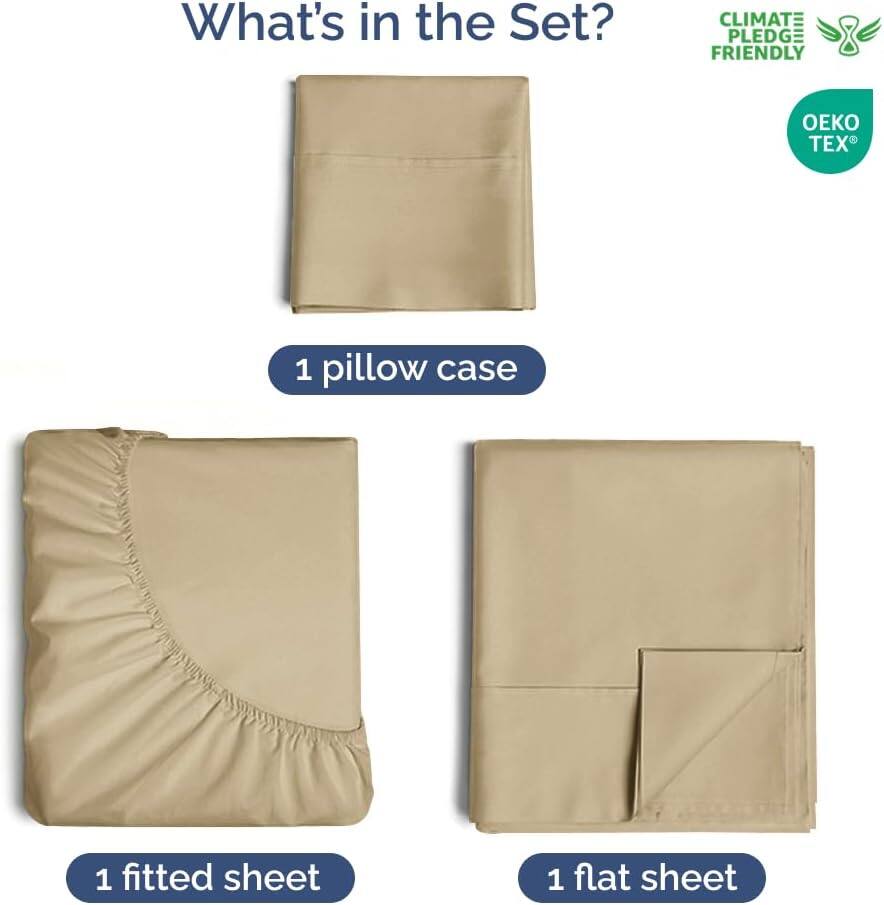 What's in the Set?  
1 pillow case  
1 fitted sheet  
1 flat sheet