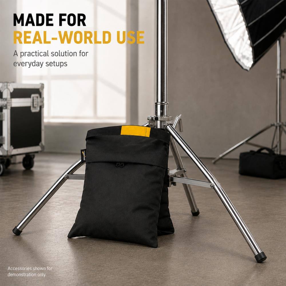 MADE FOR REAL-WORLD USE  
A practical solution for everyday setups  

Accessories shown for demonstration only.
