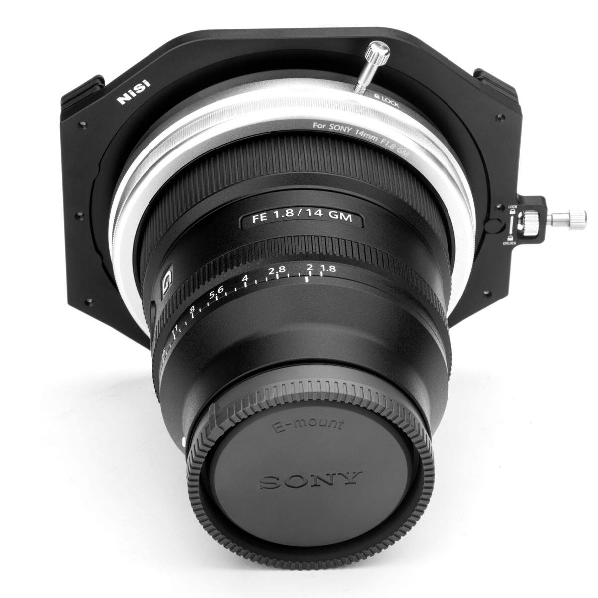 Nisi  
LOCK For SONY 14mm F1.8 GM  
FE 1.8/14 GM  
LOCK  
5.6 | 8  
4 |  
2.8 | |  
| 2 1.8 | |  
E-mount  
SONY