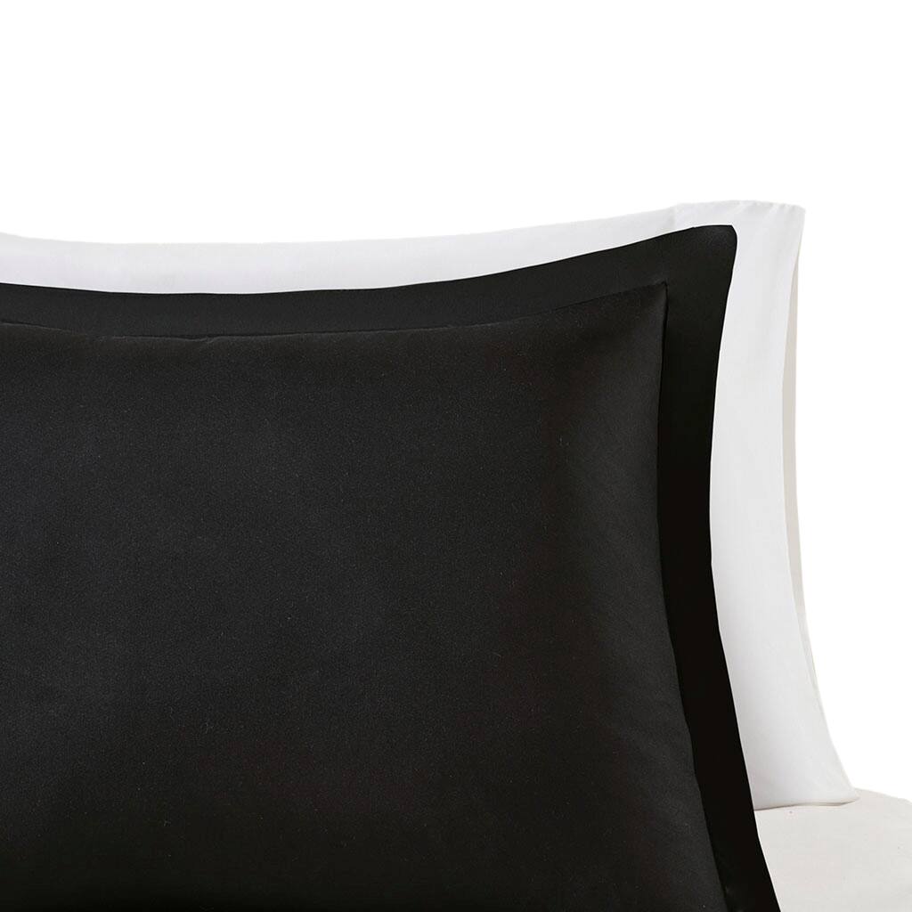 Alt View 1. Gracie Mills - Gracie Mills Vicente Reversible Diamond Quilt Down Alternative Comforter Set with 3M Scotchgard Protection - Black/Black.