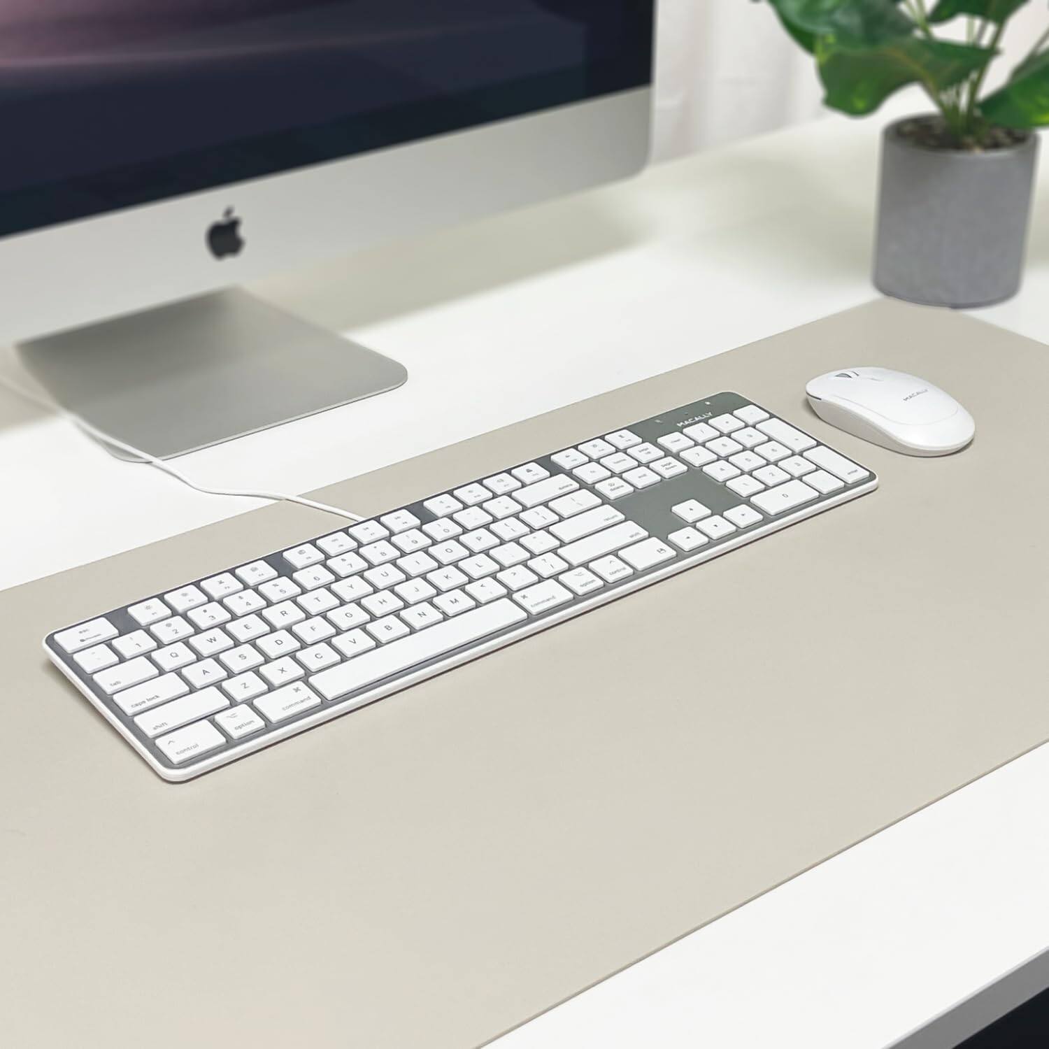 Alt View 6. Macally - Macally Ultra-Slim USB Wired Keyboard with Number Keypad - Silver - Silver Aluminum.