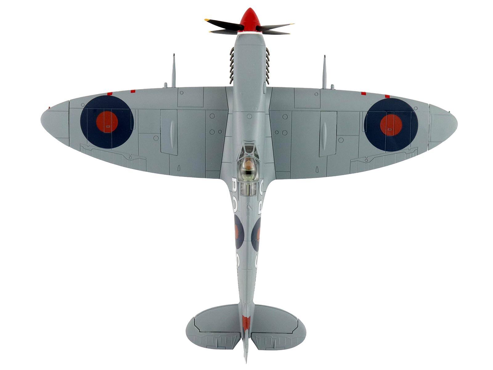 Left. Hobby Master - Supermarine Spitfire Mk IXc "MA466 BQ-S No. 451 Squadron Corsica" 1944 RAAF "Air Power Series" 1/48 - Grey.