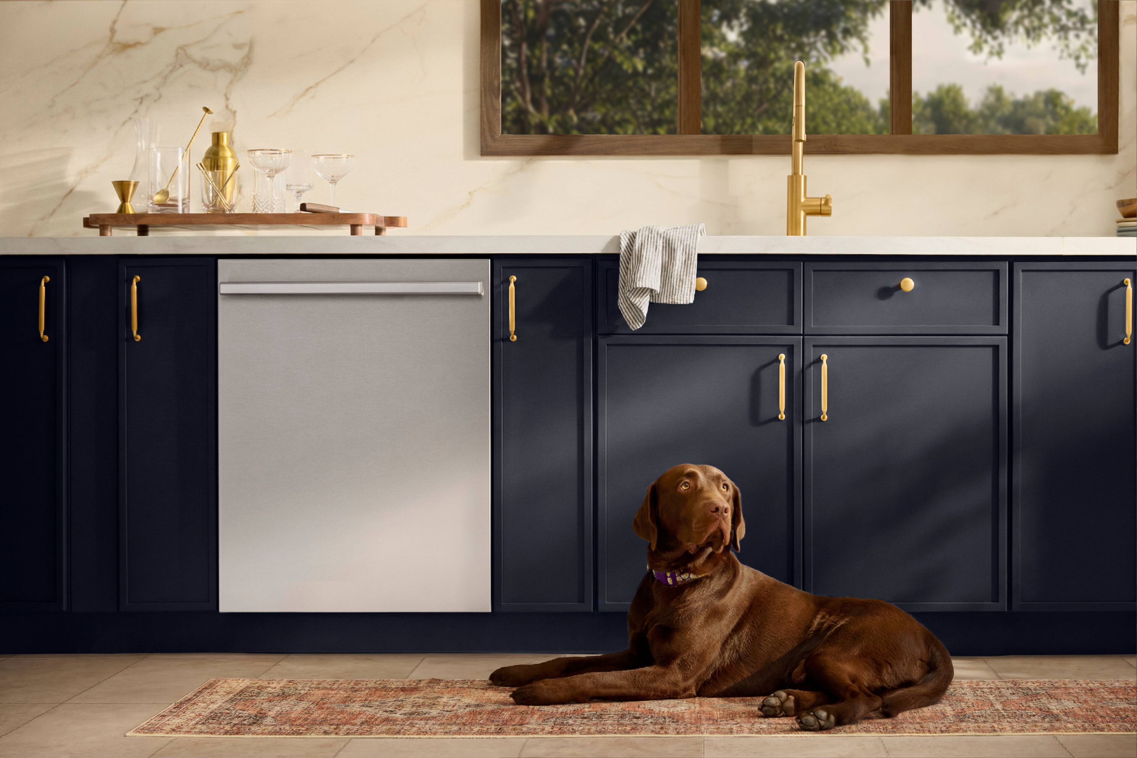 Alt View 21. LG - SIGNATURE FlushFit 24" Top Control Smart Built-In Stainless Steel Tub Dishwasher with 3rd Rack, Quad Wash Pro, and 39dBA - PrintProof Stainless Steel.