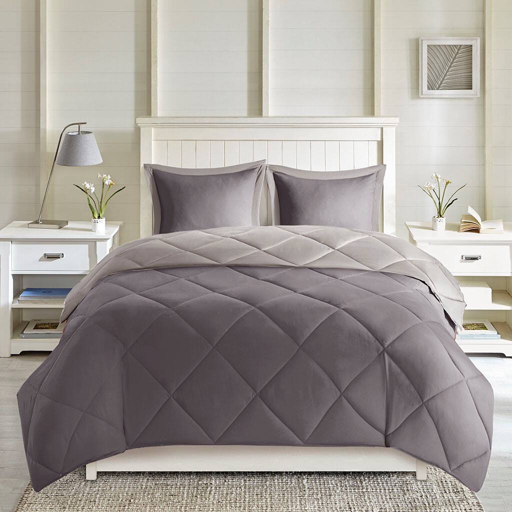 Left. Aukfa - Twin/Twin XL Diamond Quilting Reversible Down Alternative Comforter Set - Gray.