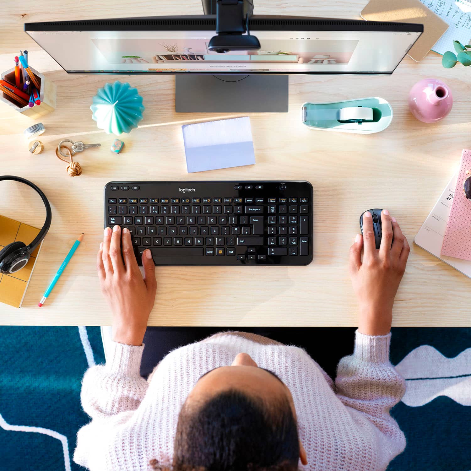 Alt View 14. Logitech - K360 Full-size Wireless Scissor Keyboard - Black.