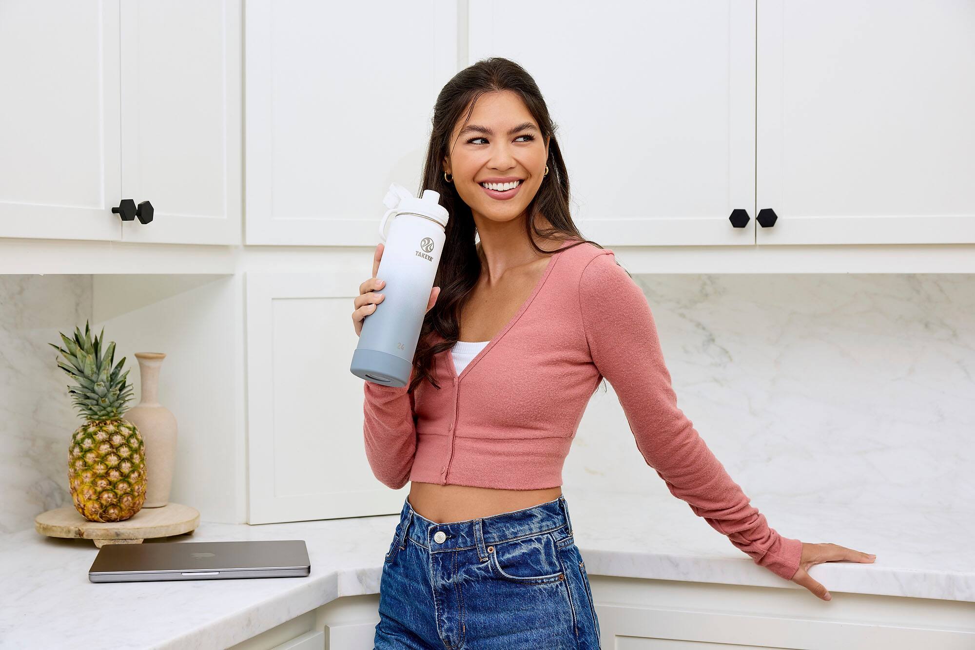 Alt View 19. Takeya - Actives Ombre 24-oz. Water Bottle with Spout Lid - Morning Mist.