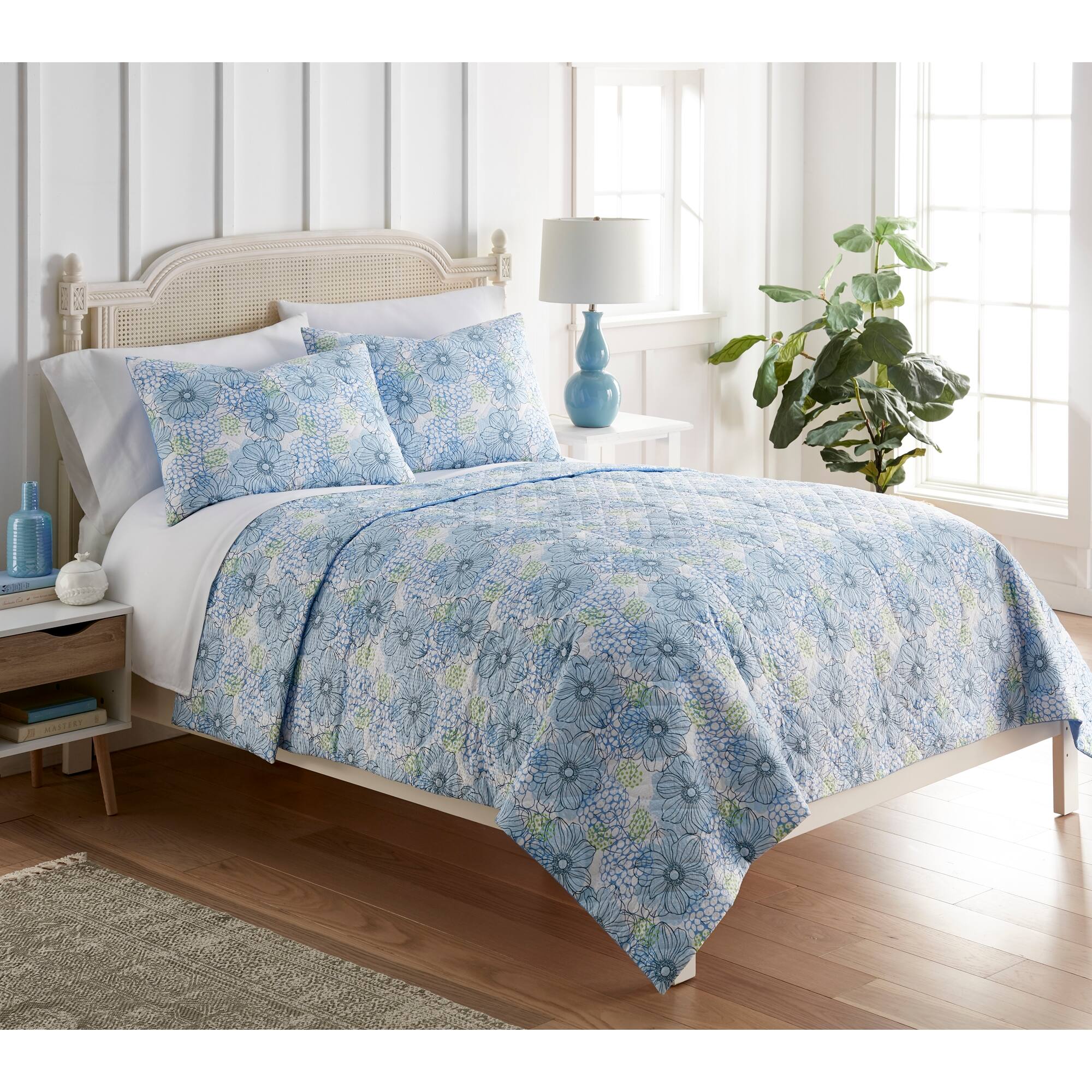 Alt View 2. Shavel Home Products - Seersucker 6-in-1 Quilt Set, King, Blue Poppies - Blue poppies.