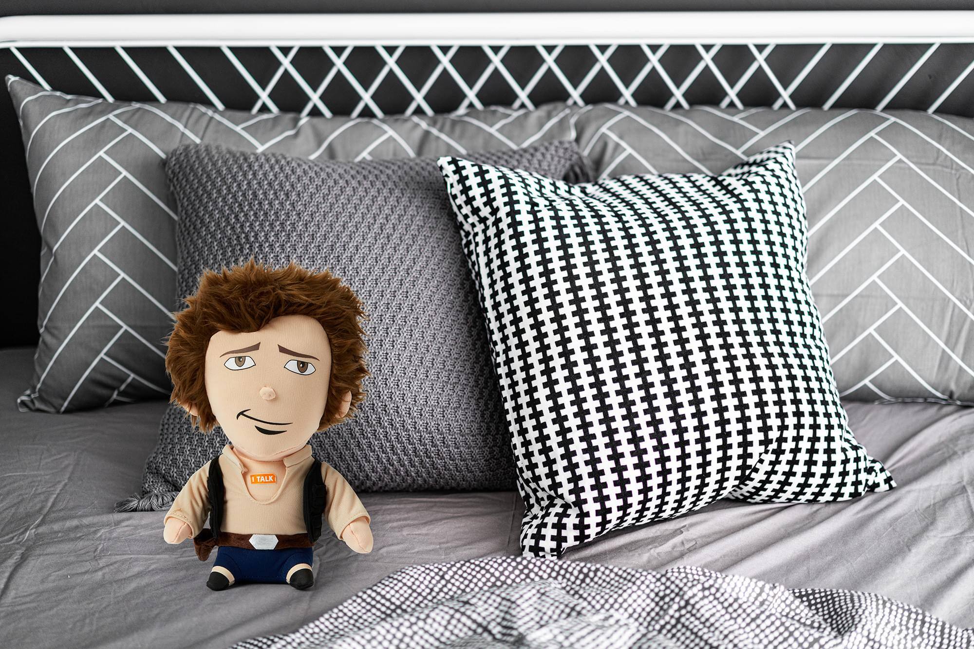 Alt View 4. Star Wars - Stuffed Star Wars Plush Toy - 9" Talking Han Solo Doll - Brown.