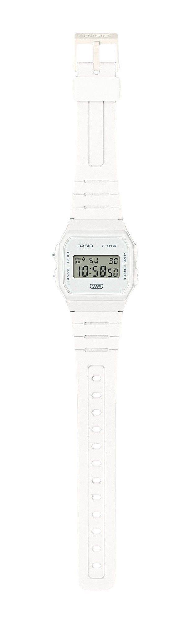 CASIO  
F-91W  
THU >>>>>  SU ALARM PM 30 OMODE 10:58so ON/OFF .. W8