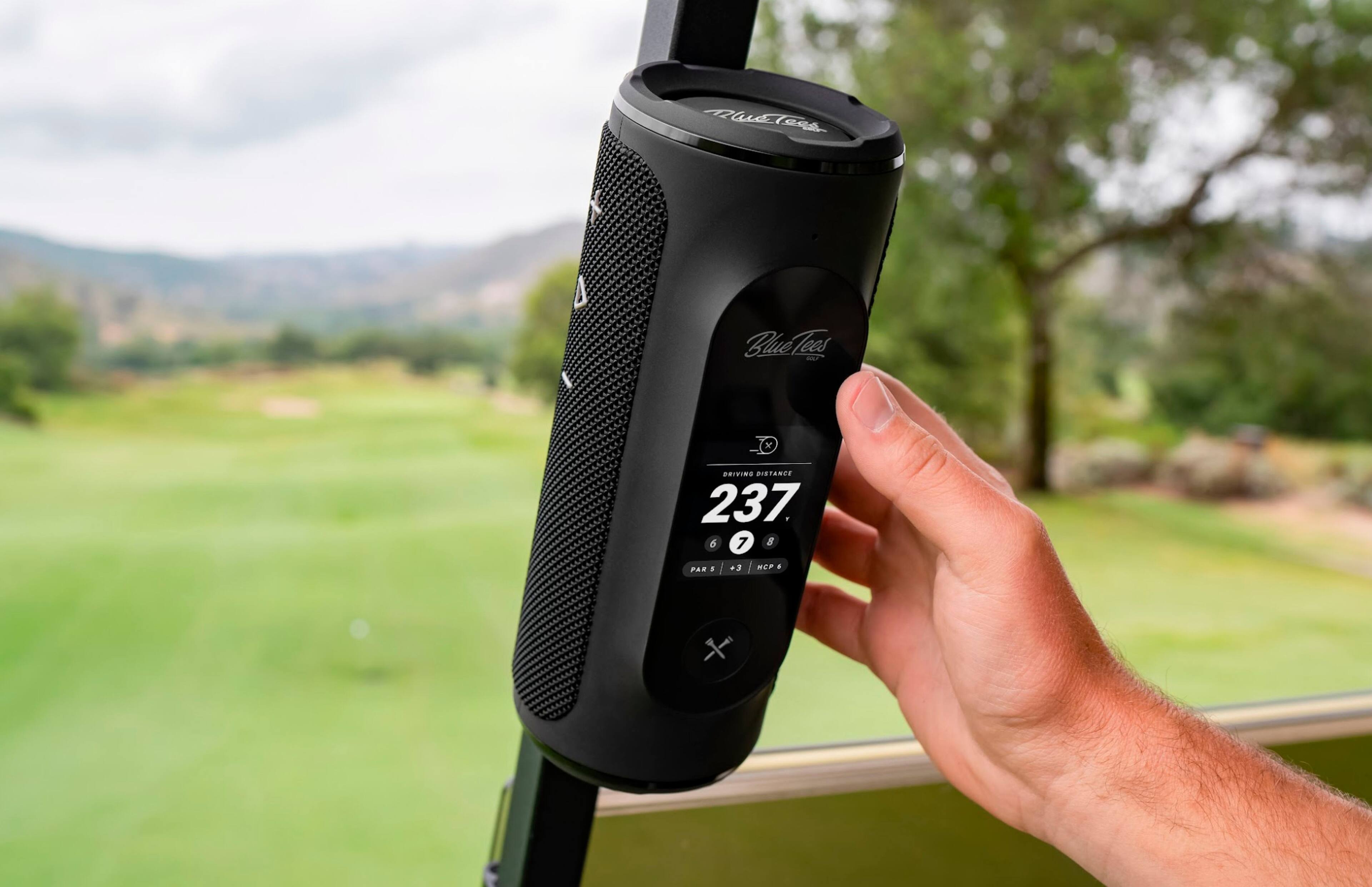 The text on the image reads: "Alle (ESA Blufees - x VI DISTANCE 237. 6 7 3 PAR . +3 HCP)."