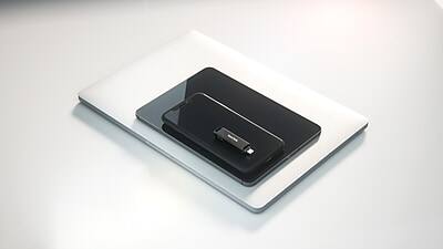 Alt View 5. SanDisk - SanDisk Dual Phone 256GB USB 3.2 Type-C/Lightning Flash Drive, Black (SDIX70N-256G-AG6NE) - Black.