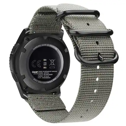 SAMSUNG GEAR S3 FRONTIER
GEAR S3
MADE IN VIETNAM BY SAMSUNG
MODEL: SM-R7G5
2016.10
FCC ID: 19 SVPUOJA
RATED: SVPUOJA
S/N: 00000000000
CASE: 316L STEEL STAINLESS