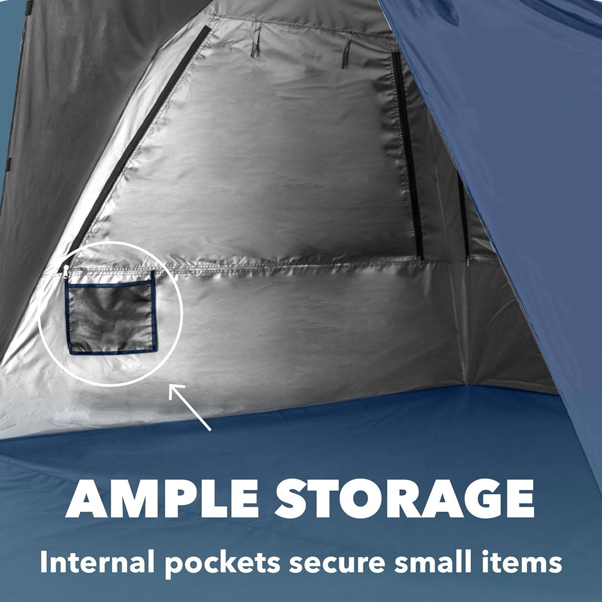 AMPLE STORAGE  
Internal pockets secure small items