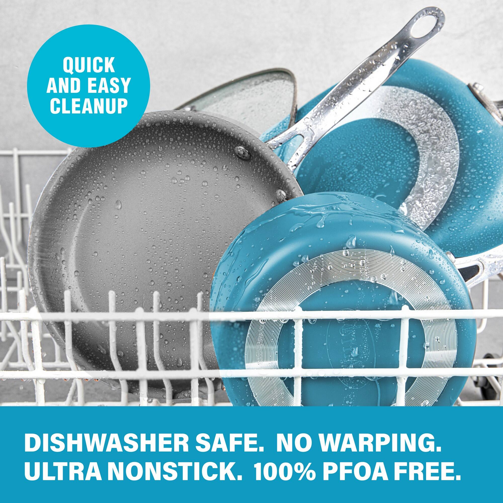 QUICK AND EASY CLEANUP
DISHWASHER SAFE. NO WARPING. ULTRA NONSTICK. 100% PFOA FREE.