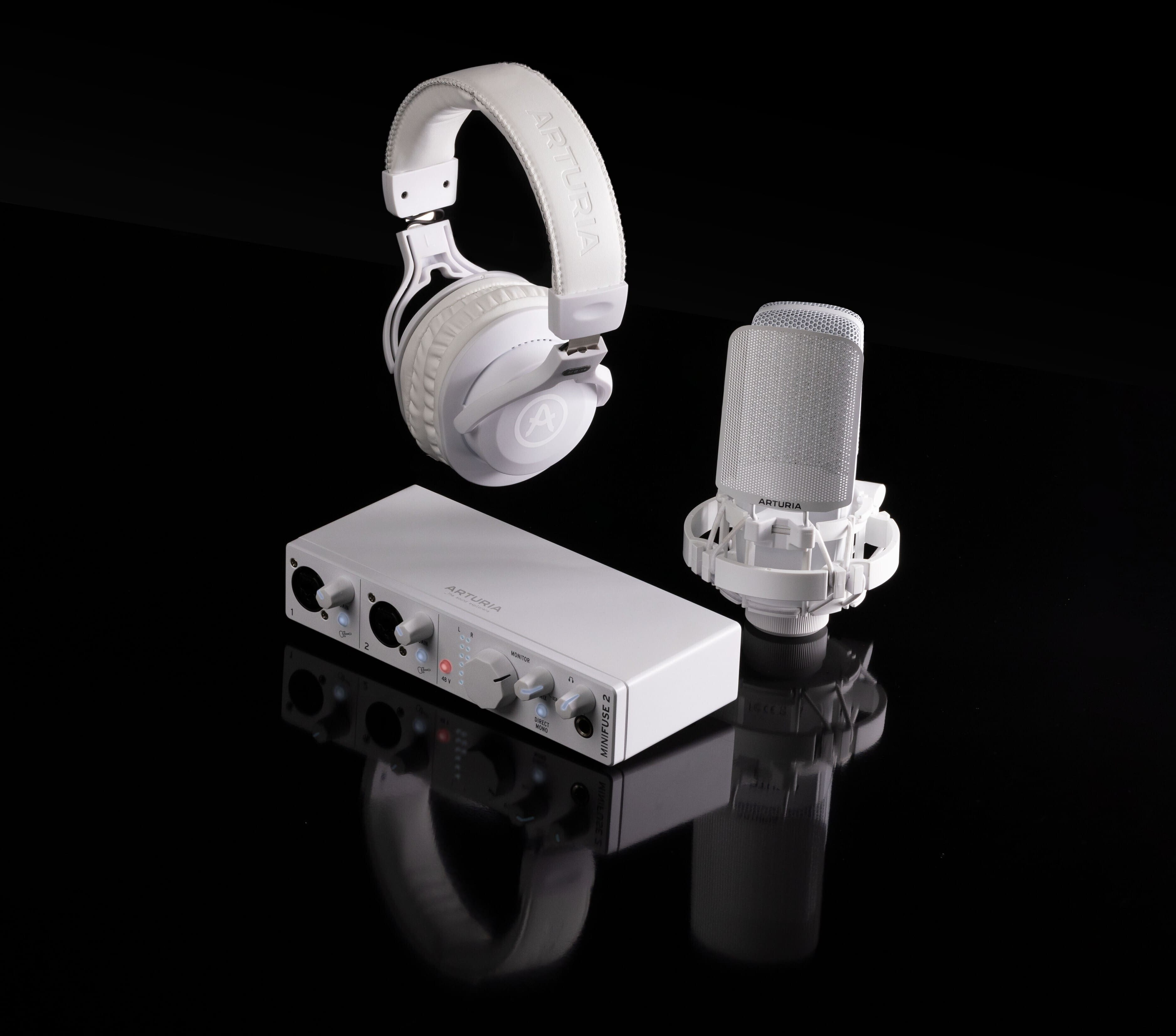 Arturia MiniFuse Recording Pack, with EF1 Headphones and CM1