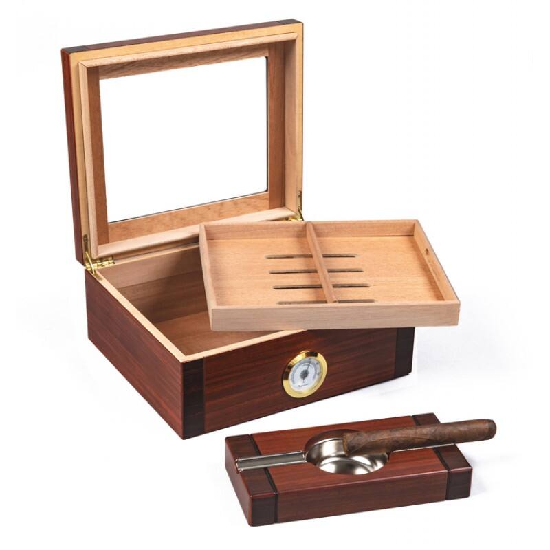 Left. Prestige - Sovereign Gift Set humidor - Rosewood Two-Tone Finish.