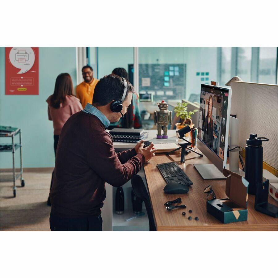 Alt View 3. HP - Poly Voyager Focus 2 USB-C-C Headset + USB-C/A Adapter TAA - Google Assistant, Siri - Stereo - USB Type C - Wired/Wirele - Black.