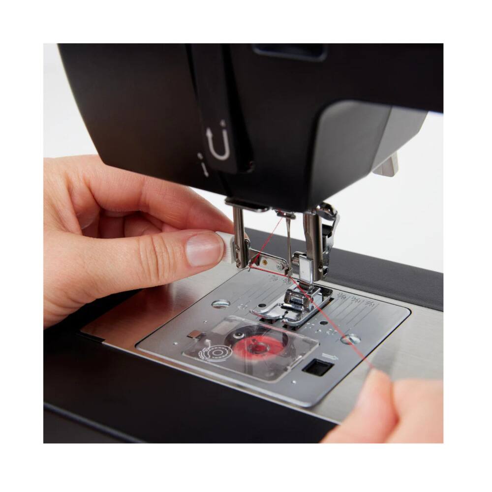 Angle. Singer - SINGER Heavy Duty 4432 Sterling Sewing Machine (Black).