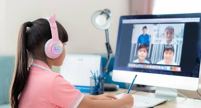 Alt View 7. Loheer - Loheer Kids Bluetooth 5.4 Headphones with Cat Ear RGB Lights, 94dB Volume Limit, 50H Playtime, Pink/Blue.