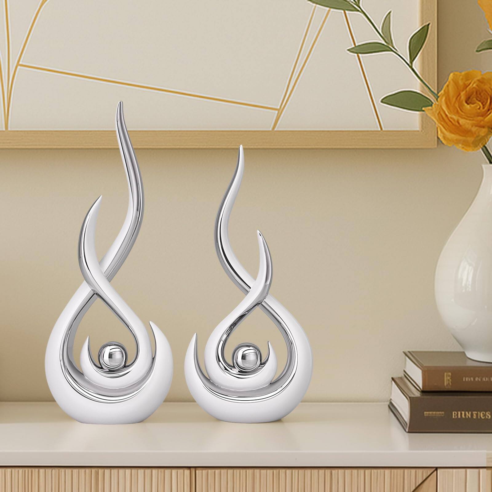 The text in the image is:

"INNO - BILN FIES"