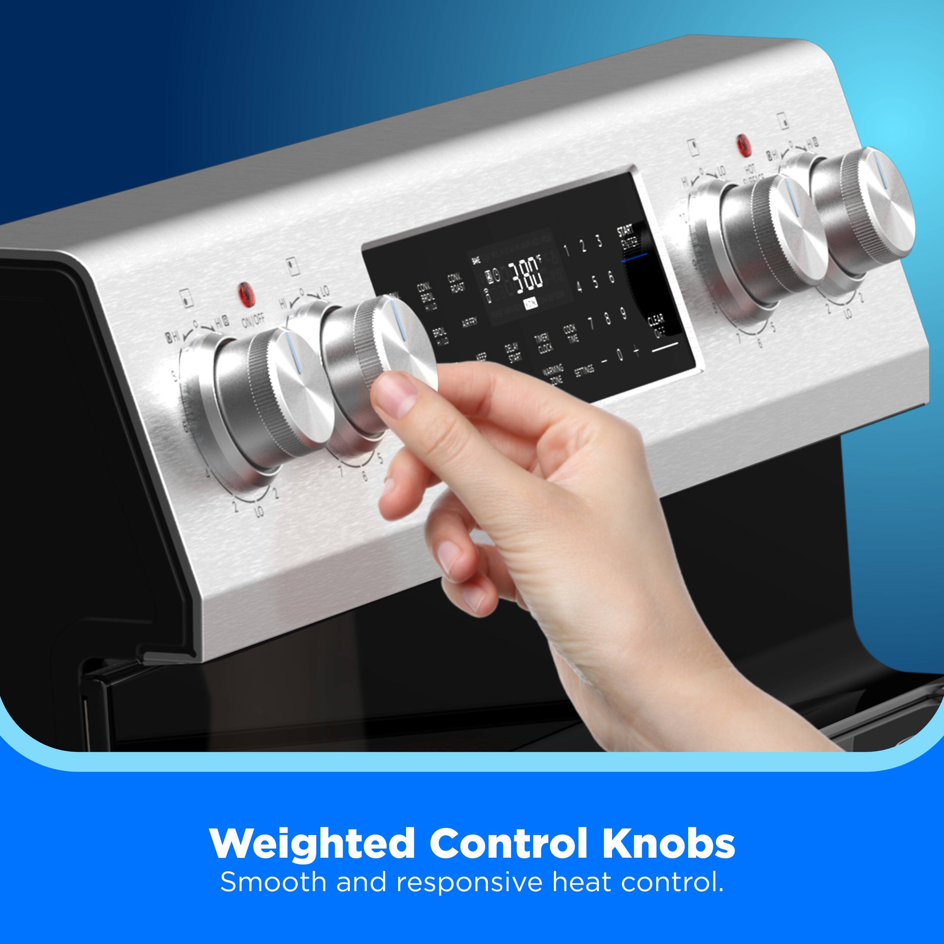 Weighted Control Knobs  
Smooth and responsive heat control.