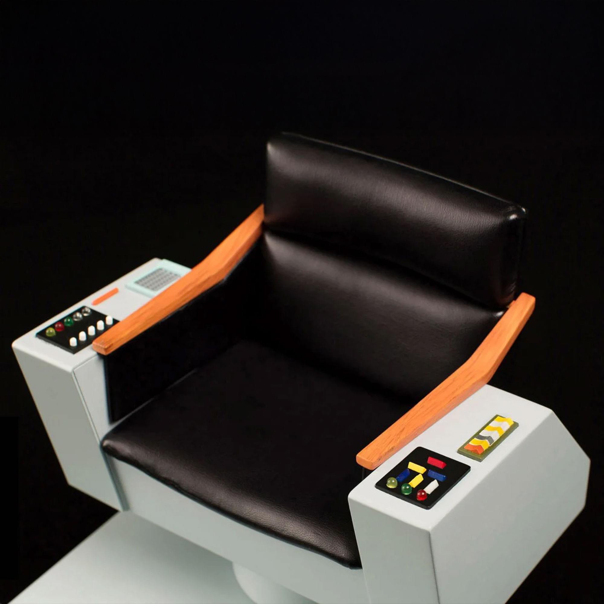 Alt View 3. Quantum Mechanix - Star Trek The Original Series Captains Chair 1/6 Scale FX Replica - White.