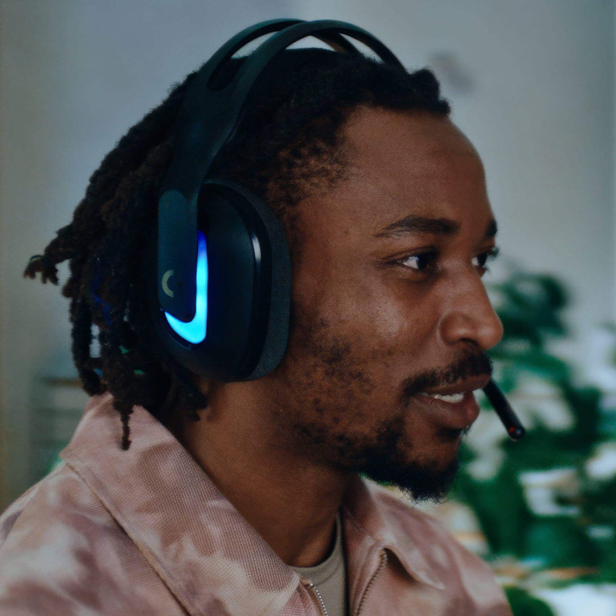 Alt View 10. Logitech - Astro A20 X LIGHTSPEED Wireless Gaming Headset with 2-system PLAYSYNC for PS5, Xbox Series X|S, Nintendo Switch, PC - Black.