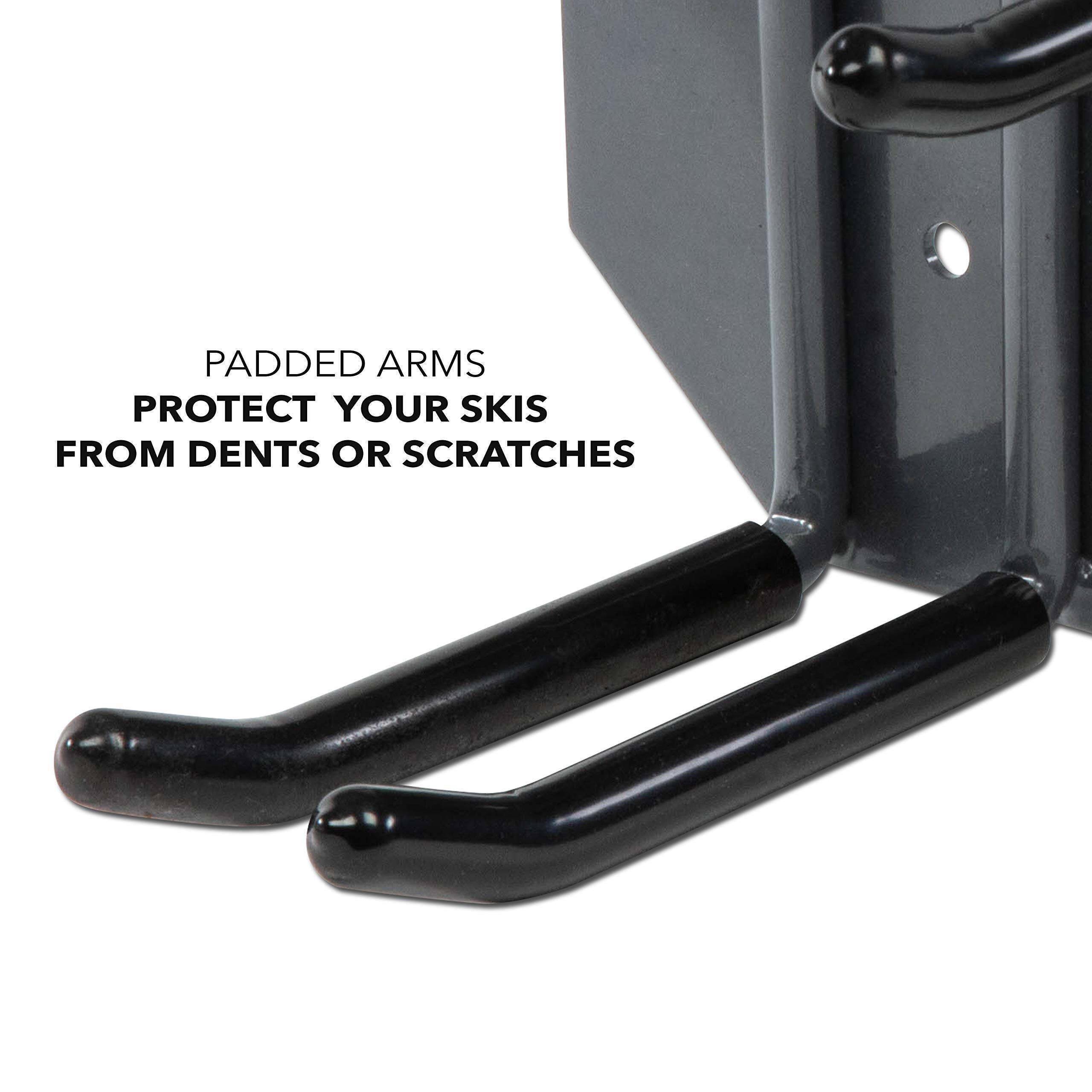 Padded arms protect your skis from dents or scratches.