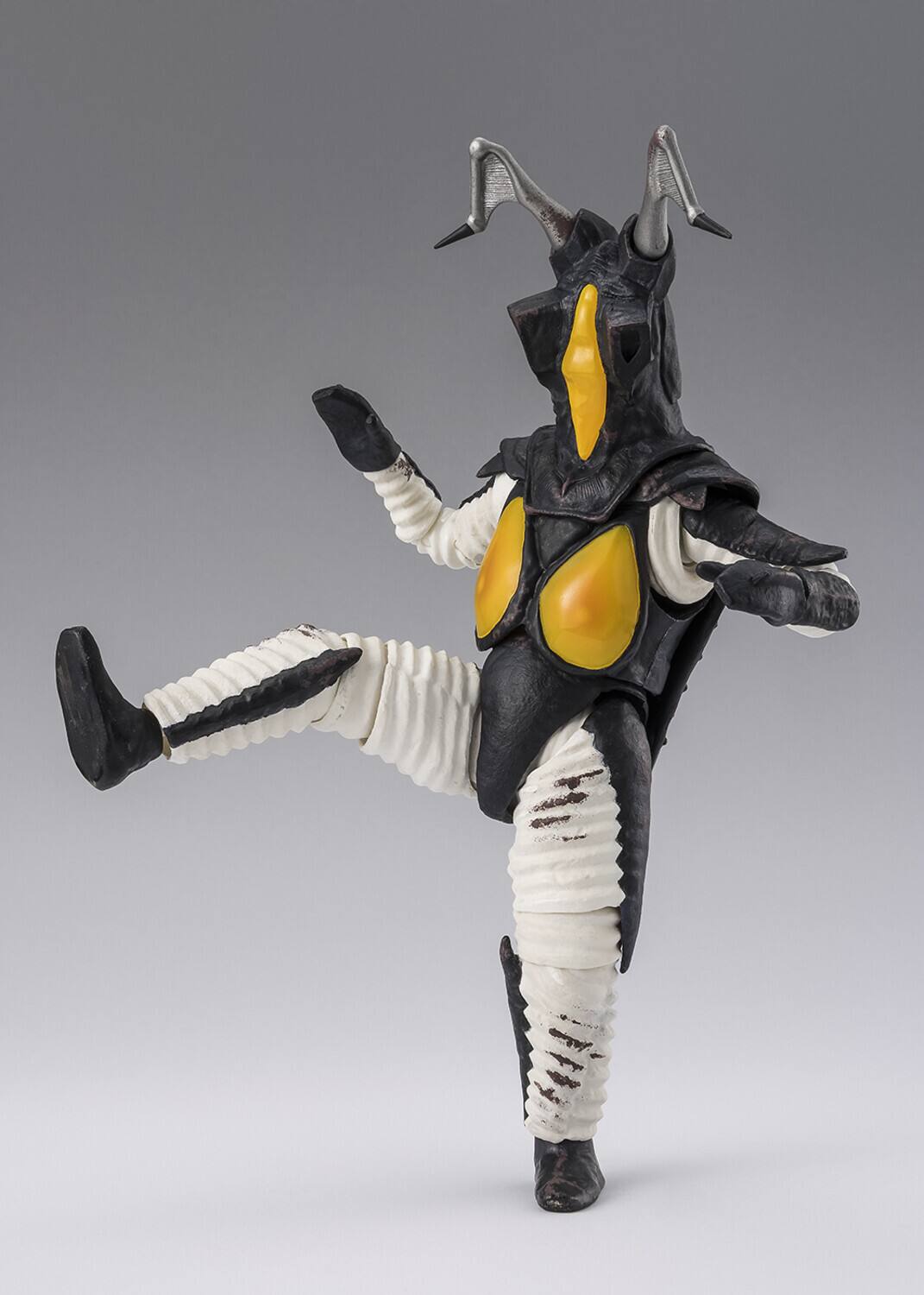 Alt View 3. PopMarket - Tamashii Nations - Ultraman - S.H.Figuarts - Zetton 60th Anniversary Edition Action Figure   - COLLECTIBLES - Multicolor.