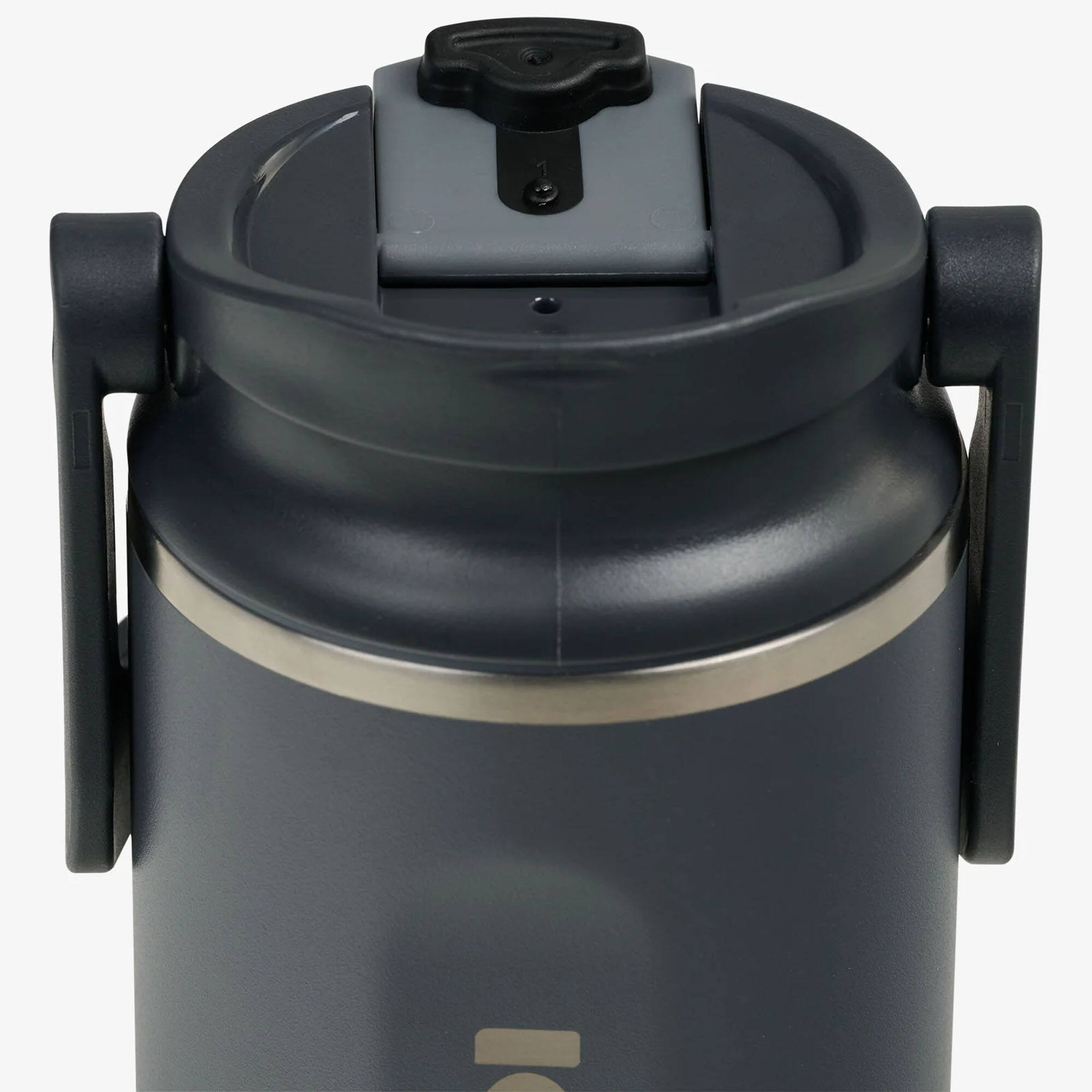 Alt View 5. Igloo - IGLOO 12 oz. Flip ‘n’ Sip Tumbler, Carbonite - Carbonite.