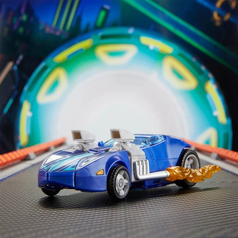Alt View 4. Transformers - Twin Mill Deluxe Class | Transformers x Hot Wheels | Transformers Collaborative - Multicolor.