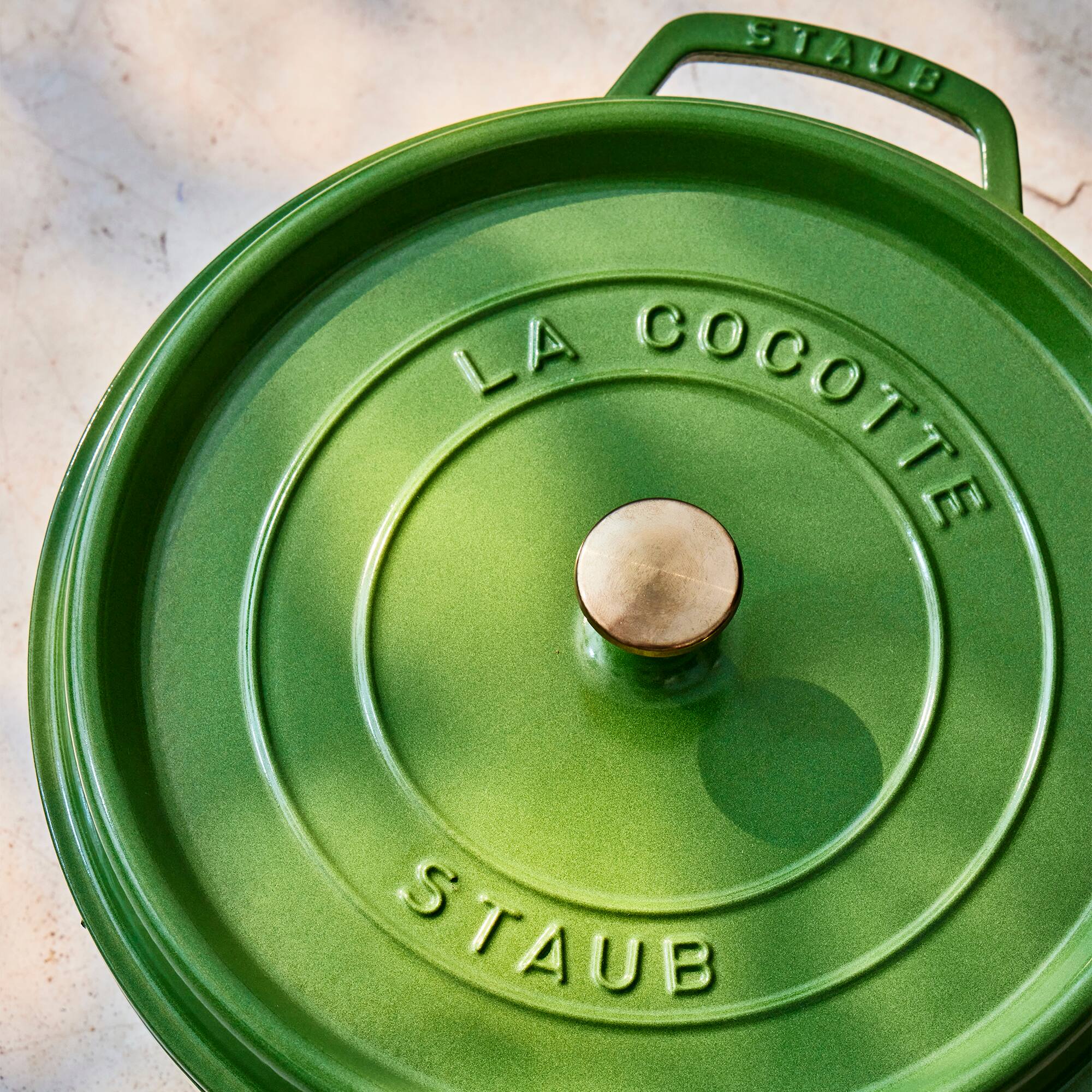 STAUB LA COCOTTE