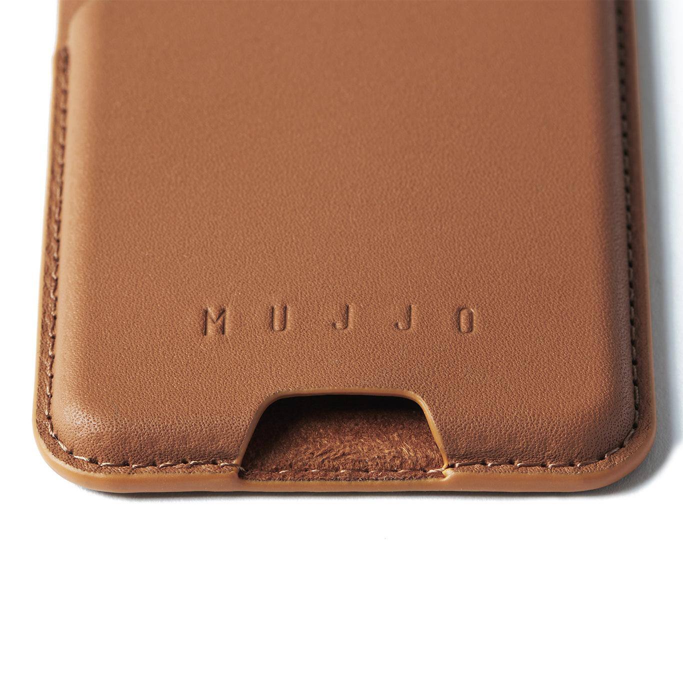 Alt View 2. Mujjo - Full Leather MagSafe Wallet for iPhone - Dark Tan.