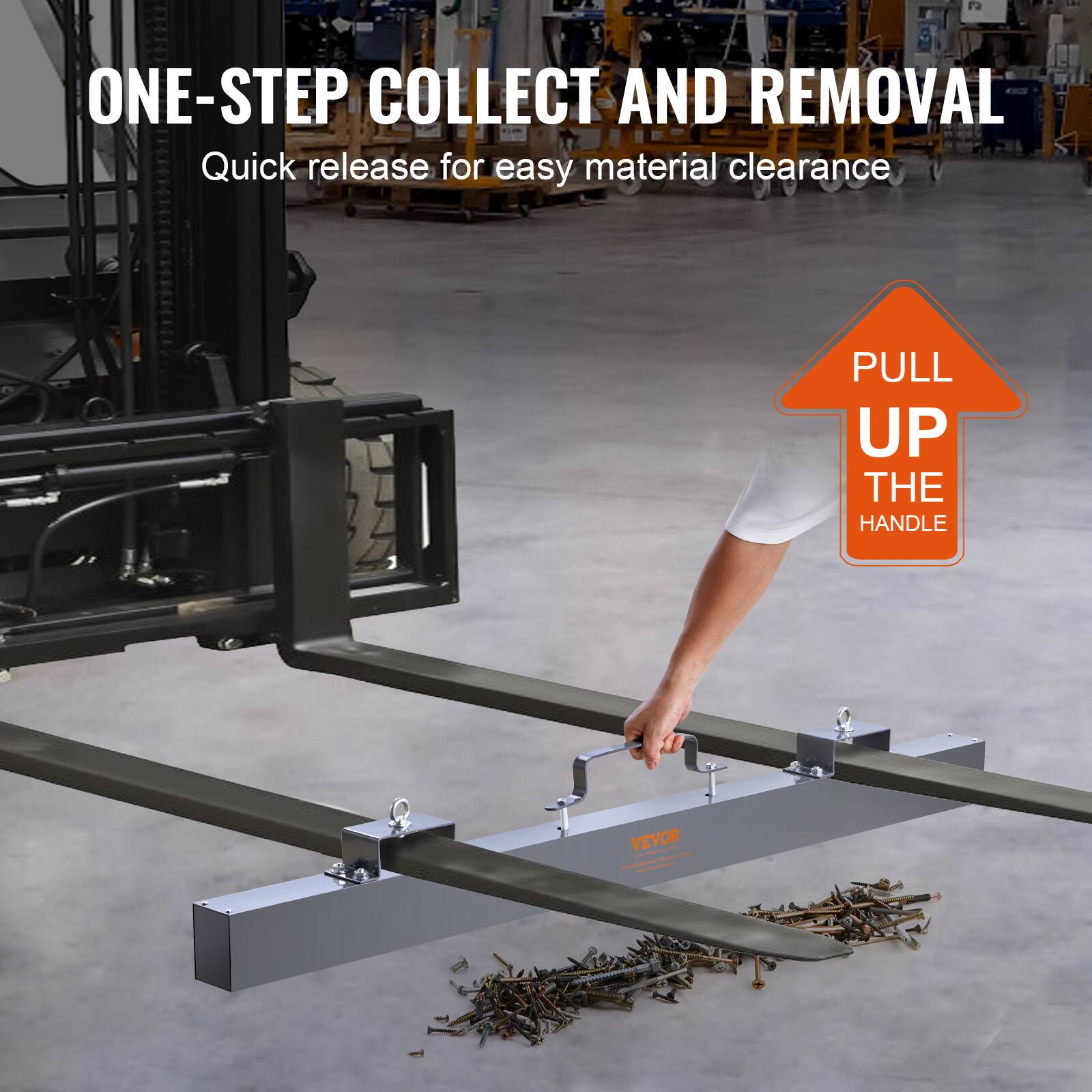 ONE-STEP COLLECT AND REMOVAL  
Quick release for easy material clearance  

PULL UP THE HANDLE