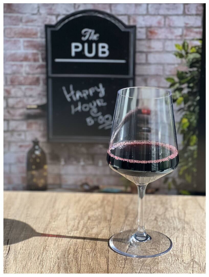 The PUB

Happy Hour
5-9 PM