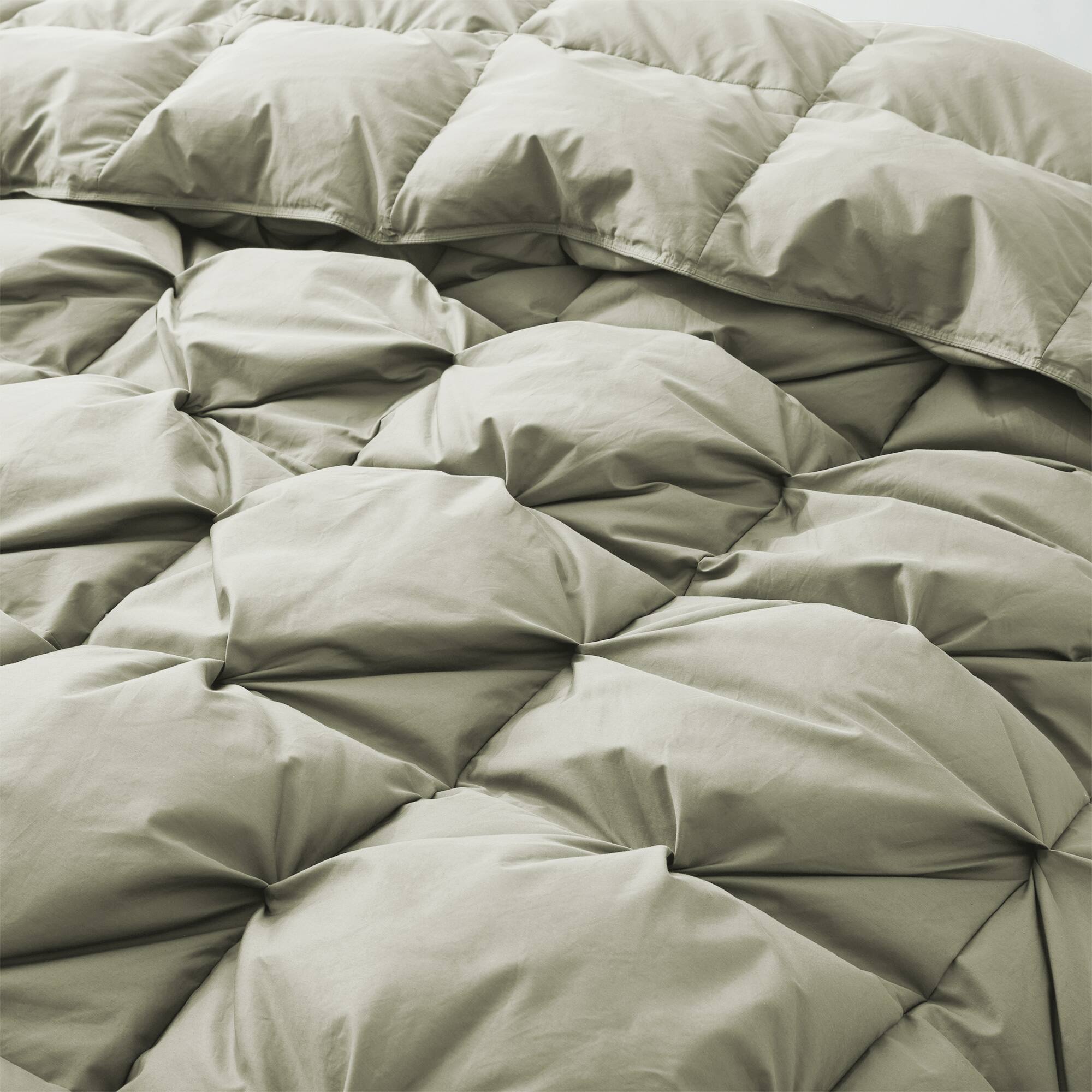 Back. Peace Nest - Peace Nest Cotton Blend White Goose Down Fiber Comforter Duvet Insert with Pintuck Pleat, Sage Green, King - Sage Green.