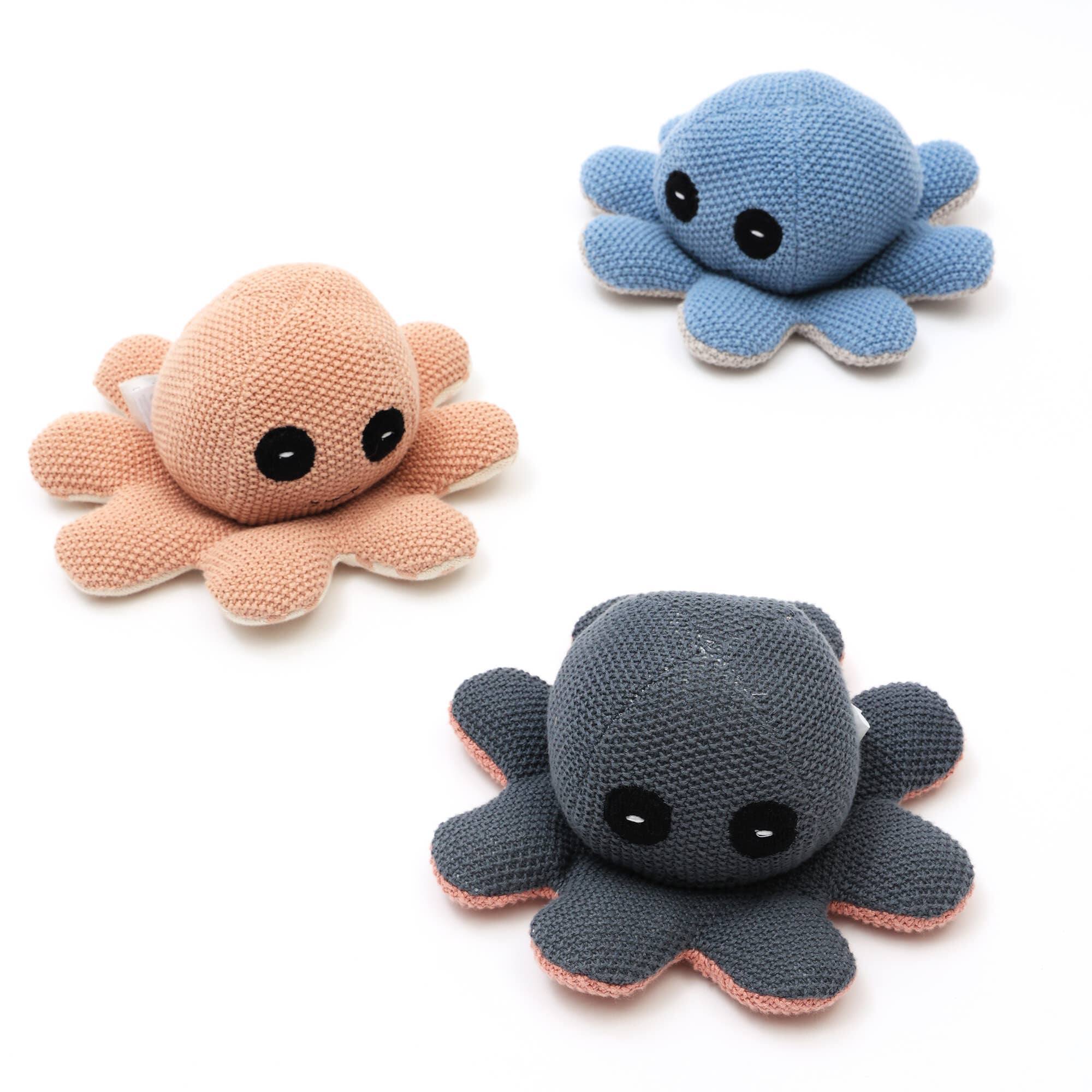 Back. Siljoy - Peach Handmade Small Octopus Plush Toy, 100% Cotton Filling, Baby Teething Aid, 17x8cm, Easy Grip - Peach.