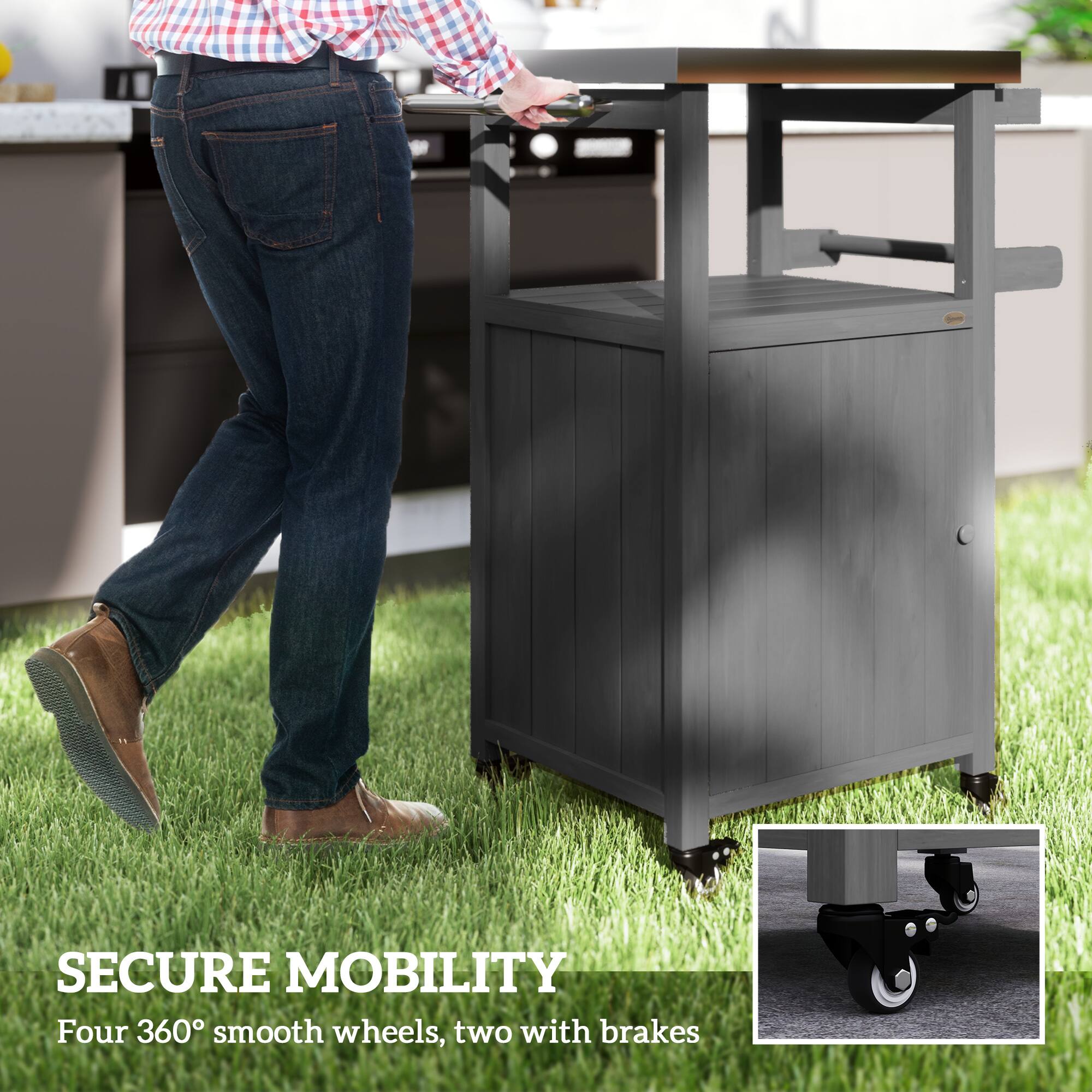 SECURE MOBILITY  
Four 360° smooth wheels, two with brakes