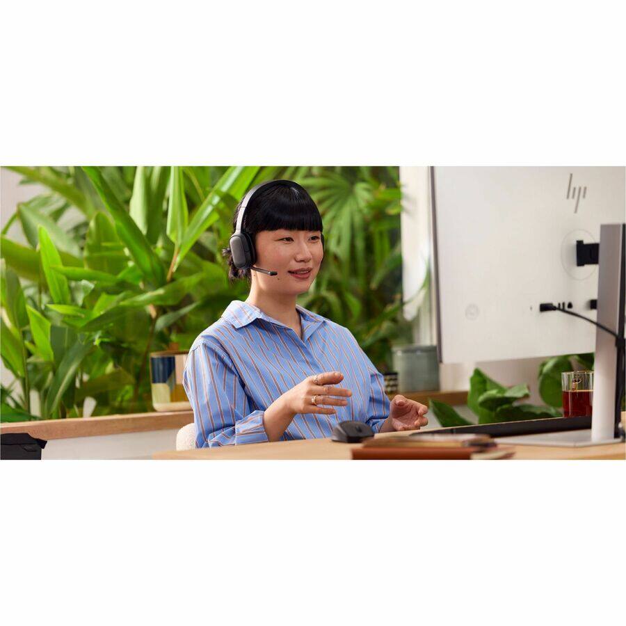 Alt View 1. HP - Poly Focus 625 Headset - Microsoft Teams Certification - Stereo - USB - Wired/Wireless - Bluetooth - Over-the-head - Unknown.