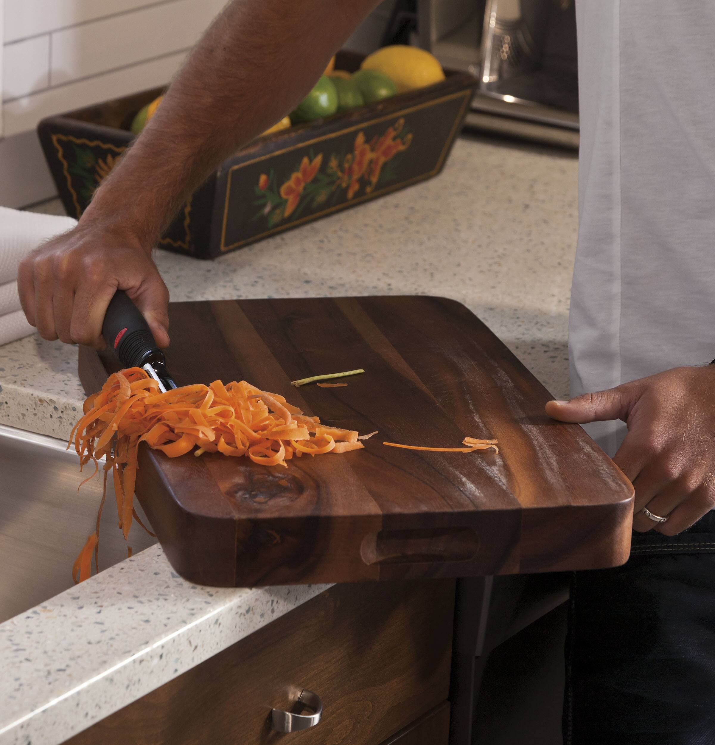 Alt View 15. GE - 1/2 HP Continuous Feed Garbage Disposer - Black.